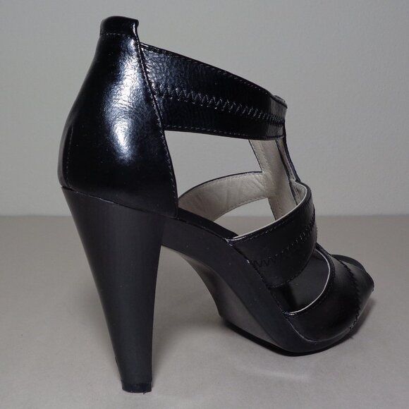 Michael Kors Size 6.5 M / Black / Leather / Heeled Sandals Women's Shoes - Picture 3 of 16